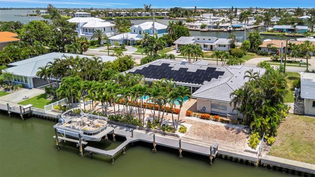 514 KEY ROYALE DRIVE, Holmes Beach, FL 34217