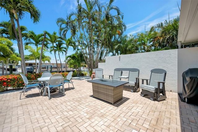514 KEY ROYALE DRIVE, Holmes Beach, FL 34217
