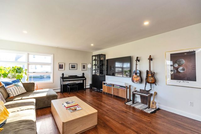 49 Sagamore Avenue, Portsmouth, NH 03801