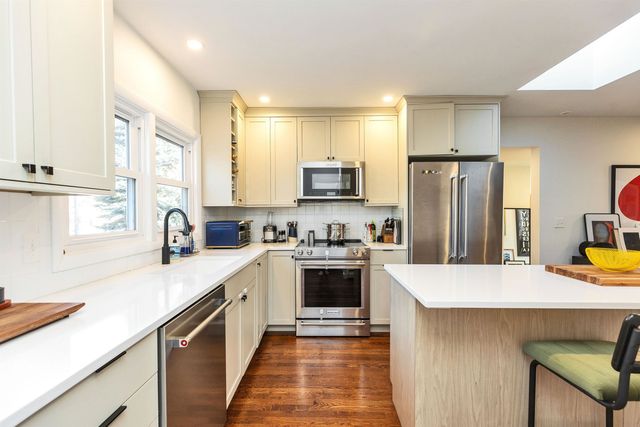 49 Sagamore Avenue, Portsmouth, NH 03801