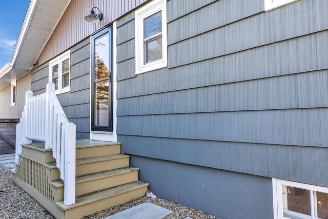 49 Sagamore Avenue, Portsmouth, NH 03801