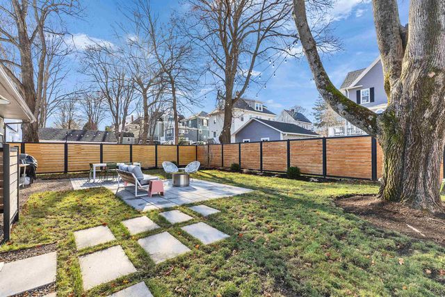 49 Sagamore Avenue, Portsmouth, NH 03801