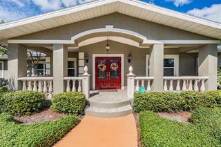 3909 HUDSON LANE, Tampa, FL 33618