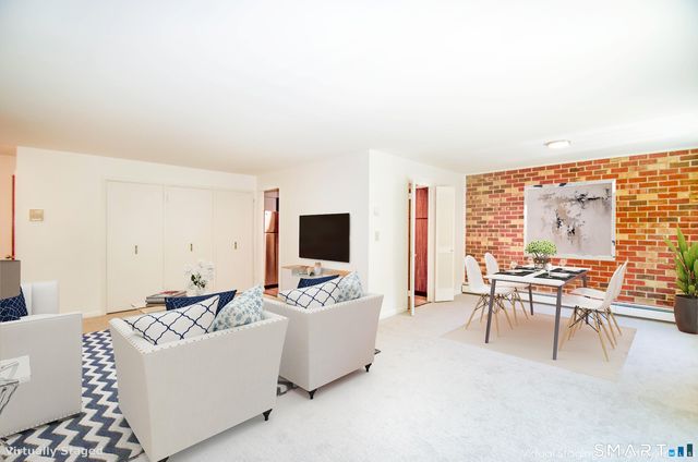 3900 Park Avenue 8p, Bridgeport, CT 06604