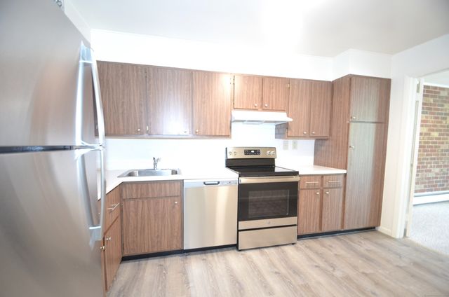 3900 Park Avenue 8p, Bridgeport, CT 06604