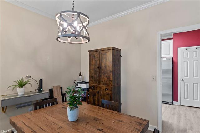 132 Sterling Point Court, Winston-salem, NC 27104