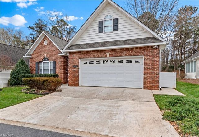 132 Sterling Point Court, Winston-salem, NC 27104