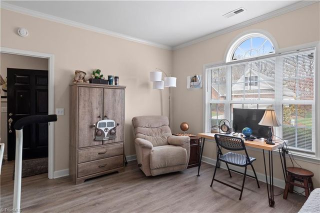 132 Sterling Point Court, Winston-salem, NC 27104