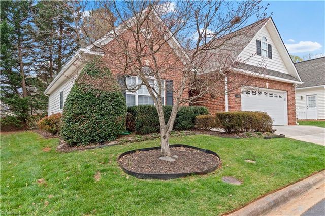 132 Sterling Point Court, Winston-salem, NC 27104