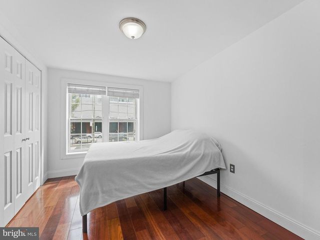 1422 MONTROSE ST, Philadelphia, PA 19146