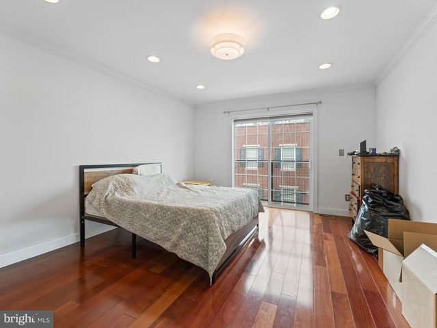 1422 MONTROSE ST, Philadelphia, PA 19146