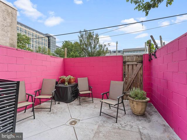 1422 MONTROSE ST, Philadelphia, PA 19146