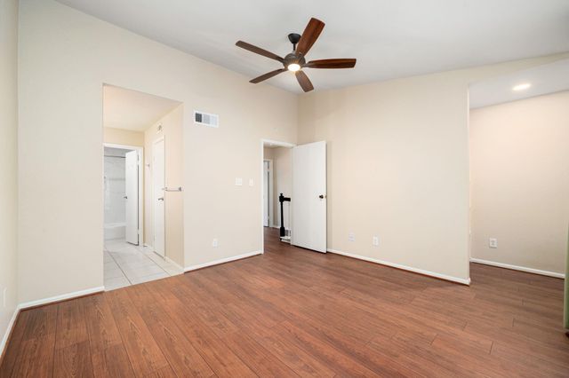 7575 Cambridge Street 1604, Houston, TX 77054