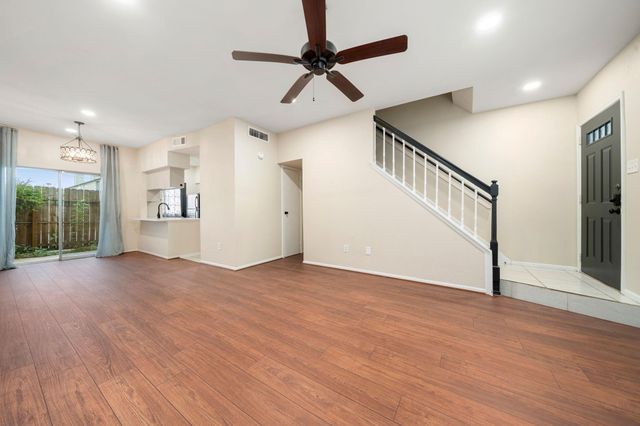 7575 Cambridge Street 1604, Houston, TX 77054