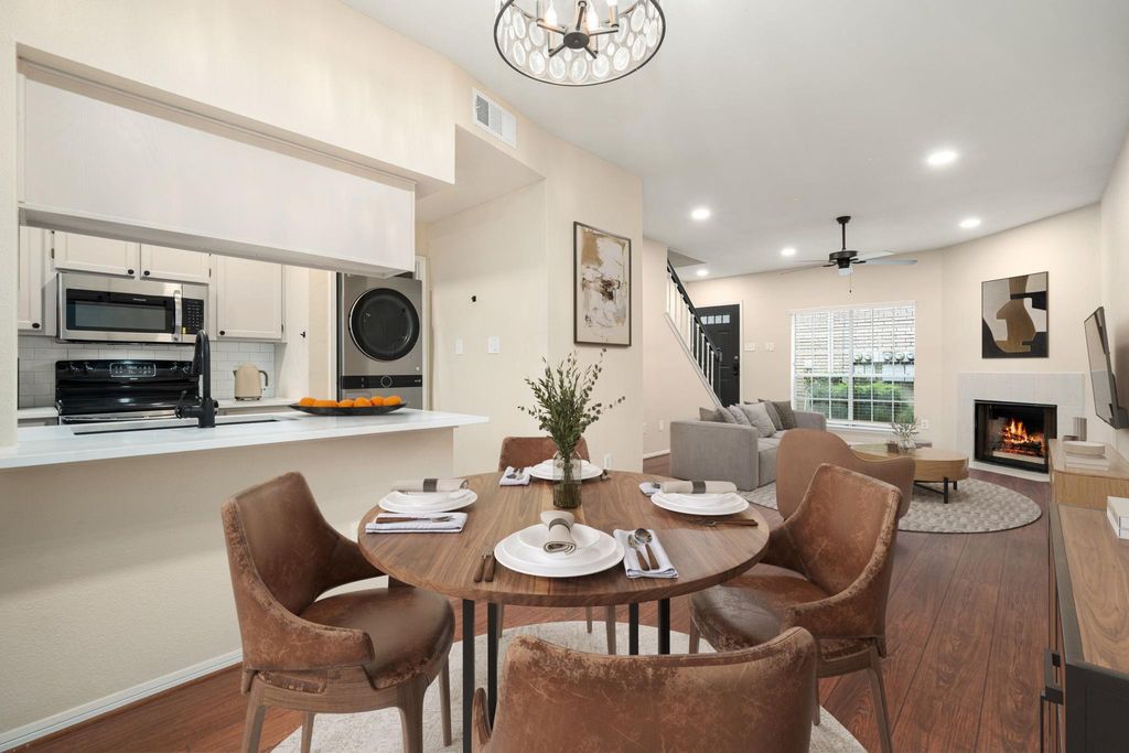 7575 Cambridge Street 1604, Houston, TX 77054