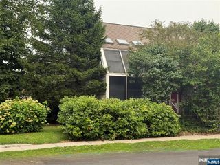 269 Lasalle Avenue, Hasbrouck Heights, NJ 07604