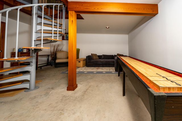 256 Browns Neck Road, Wellfleet, MA 02667