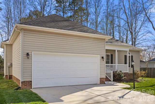 315 Chelveston Court, Rock Hill, SC 29732