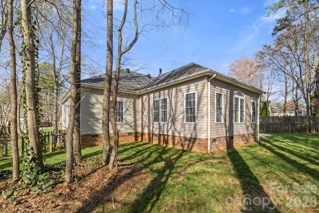 315 Chelveston Court, Rock Hill, SC 29732