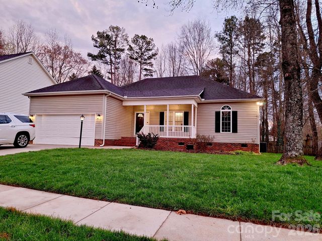 315 Chelveston Court, Rock Hill, SC 29732