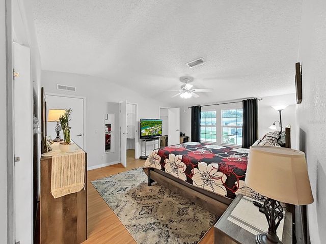 490 LINDSEY DR, Lakeland, FL 33809