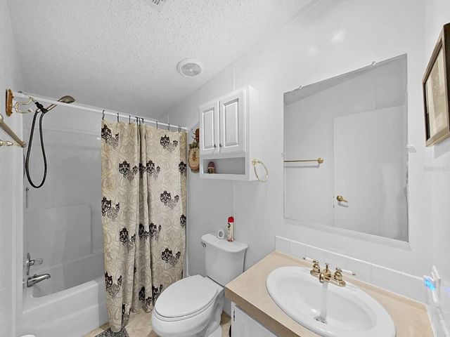 490 LINDSEY DR, Lakeland, FL 33809