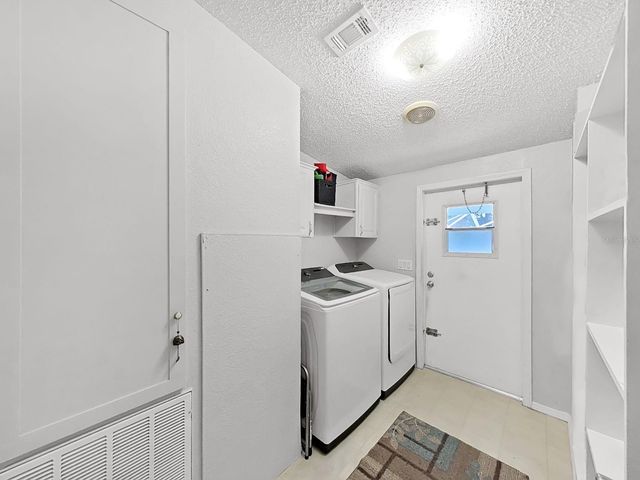 490 LINDSEY DR, Lakeland, FL 33809