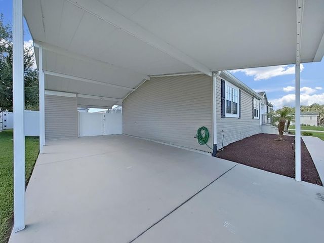 490 LINDSEY DR, Lakeland, FL 33809