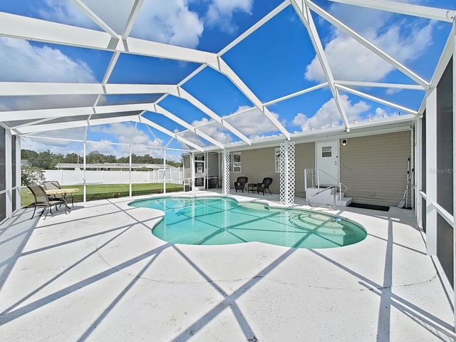 490 LINDSEY DR, Lakeland, FL 33809