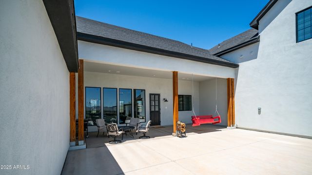 29617 W EAGLE Drive, Palo Verde, AZ 85343