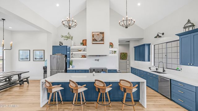 29617 W EAGLE Drive, Palo Verde, AZ 85343