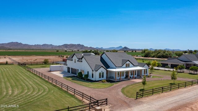 29617 W EAGLE Drive, Palo Verde, AZ 85343