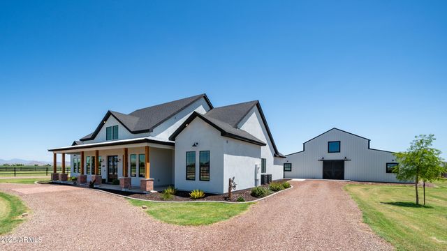 29617 W EAGLE Drive, Palo Verde, AZ 85343