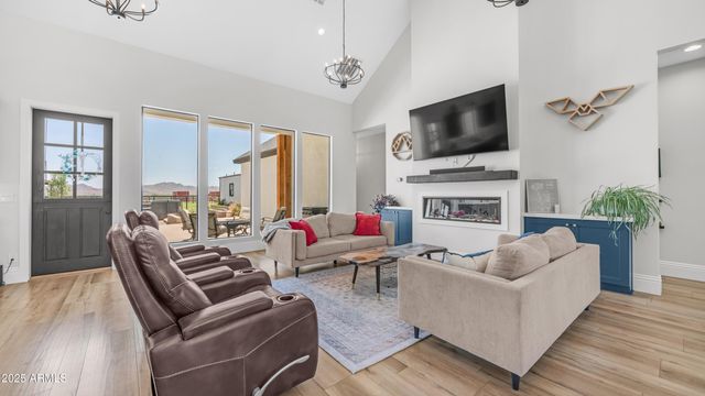 29617 W EAGLE Drive, Palo Verde, AZ 85343