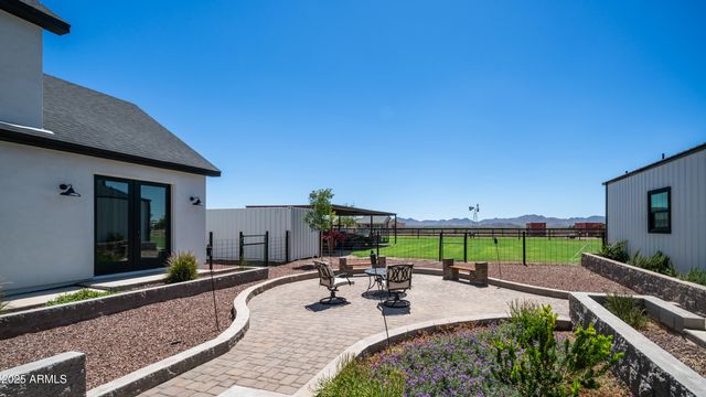 29617 W EAGLE Drive, Palo Verde, AZ 85343