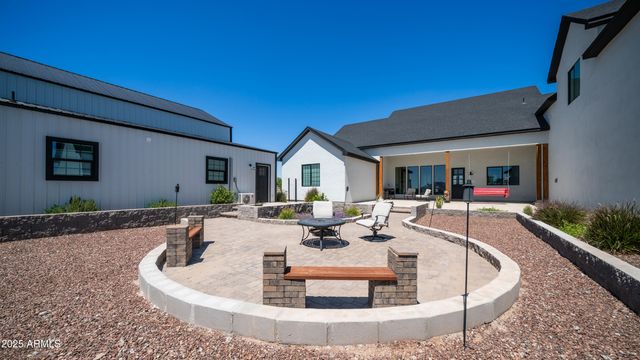 29617 W EAGLE Drive, Palo Verde, AZ 85343