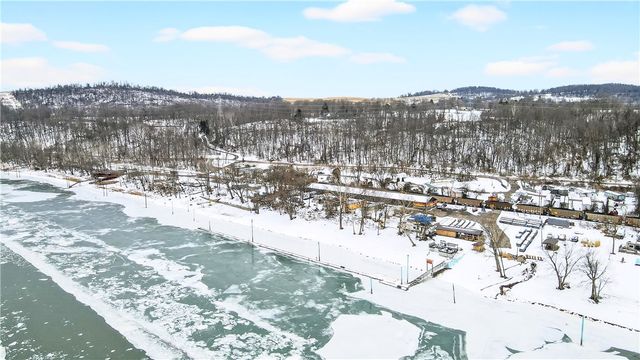 16 Surf Drive, Forward Twp, PA 15020