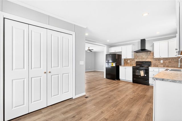 16 Surf Drive, Forward Twp, PA 15020