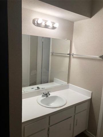 5625 Antoine Drive 820, Houston, TX 77091