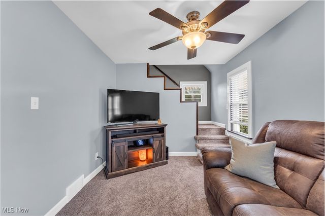 7717 Wadsworth Road, Medina, OH 44256