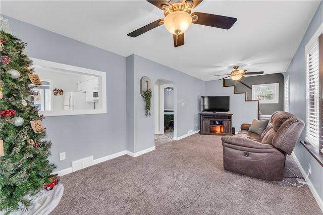 7717 Wadsworth Road, Medina, OH 44256