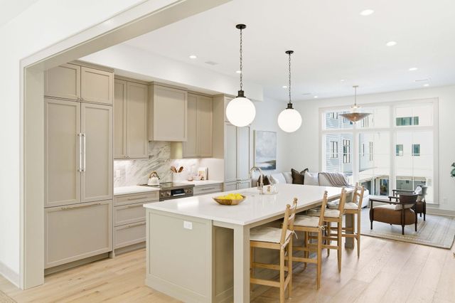 530 Helmsman Street 530, Charleston, SC 29492