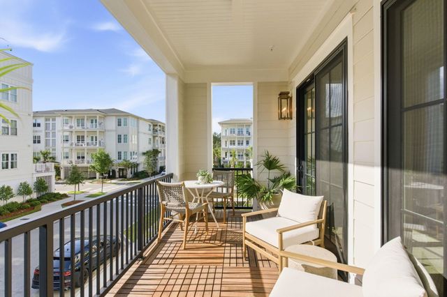530 Helmsman Street 530, Charleston, SC 29492