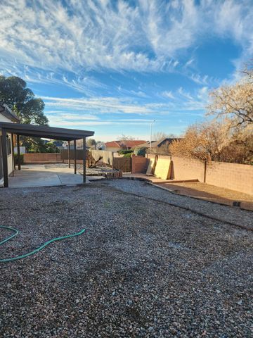 5901 Concordia Road NE, Albuquerque, NM 87111