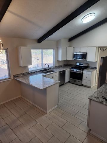 5901 Concordia Road NE, Albuquerque, NM 87111