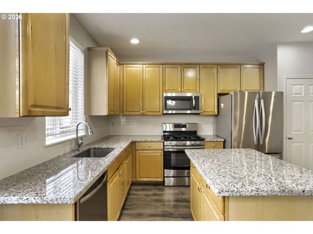 16161 Nw FESCUE Ct, Portland, OR 97229