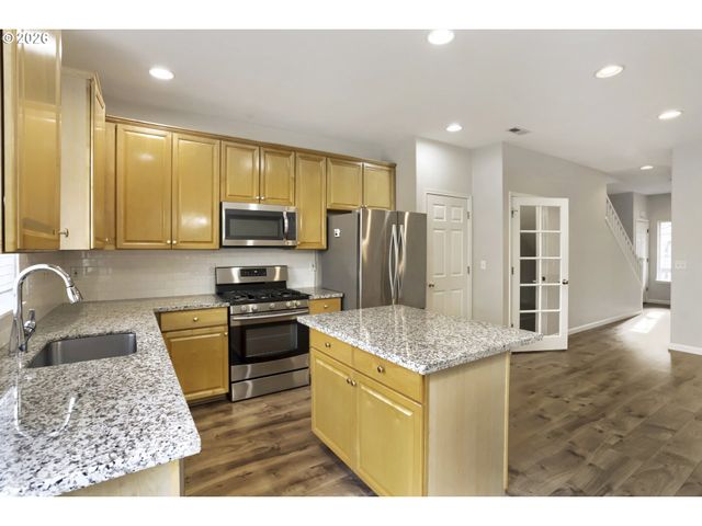 16161 Nw FESCUE Ct, Portland, OR 97229