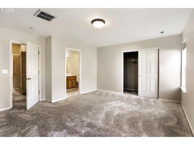 16161 Nw FESCUE Ct, Portland, OR 97229