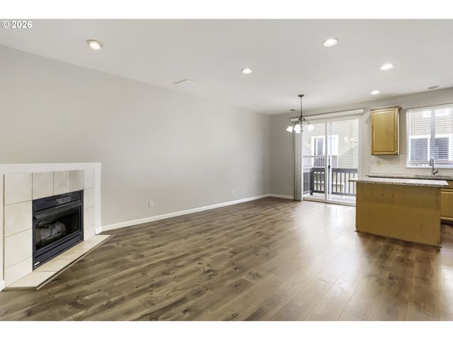 16161 Nw FESCUE Ct, Portland, OR 97229