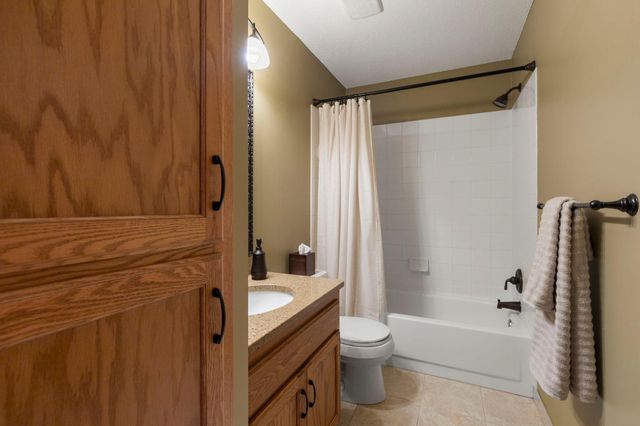 11721 Colorado Avenue N, Champlin, MN 55316